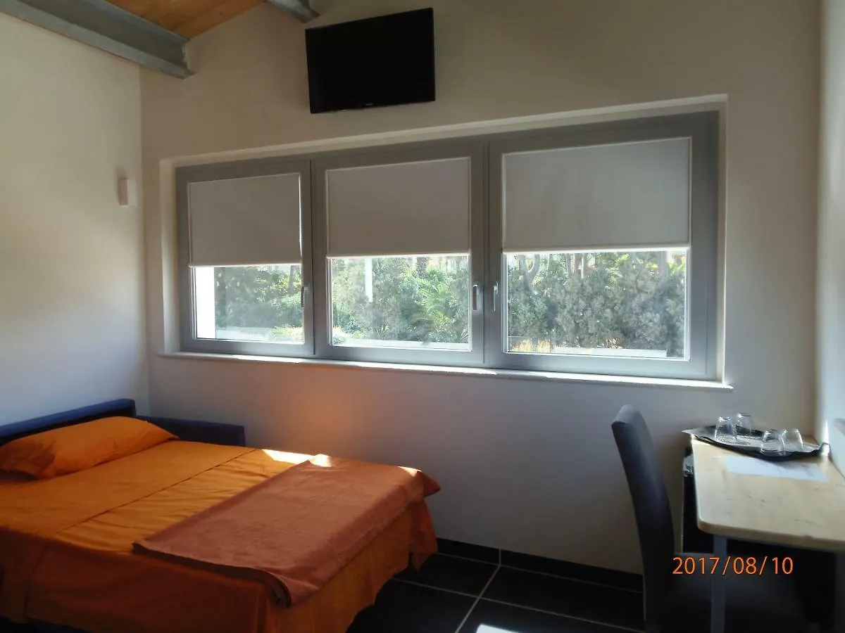 B&B Brezza Delle Egadi Marsala 3*,